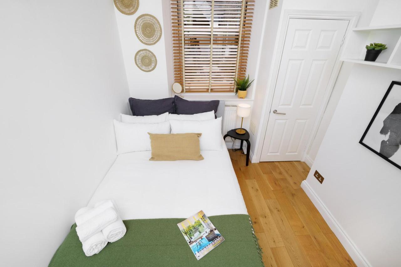 2 Bedr, 3 Beds, 1 Bath Thames, Trafalgar Sq Лондон Экстерьер фото